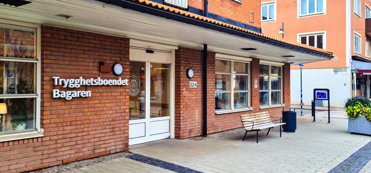 Entrén till Trygghetsboendet Bagaren där träffpunkt Bagaren ligger