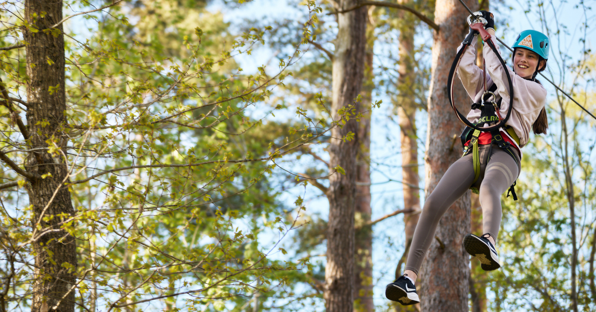 evenemangsbild för Påskäventyr & säsongspremiär på Upzone!