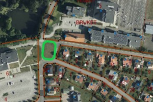 Karta som visar lekplatsens placering korsningen Kaplansgatan/Djäknevägen